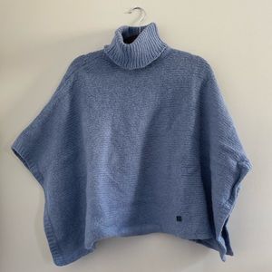 Carolina Herrera Poncho